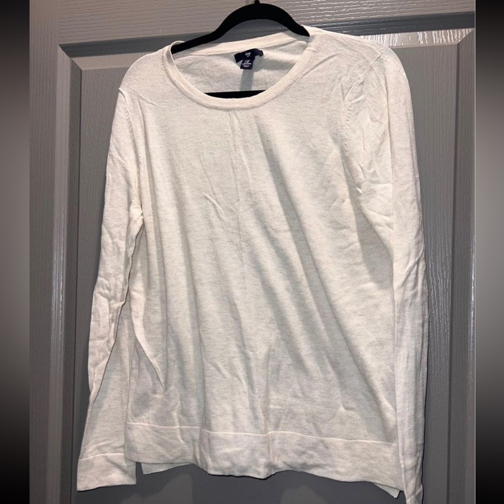 GAP lightweight sweater